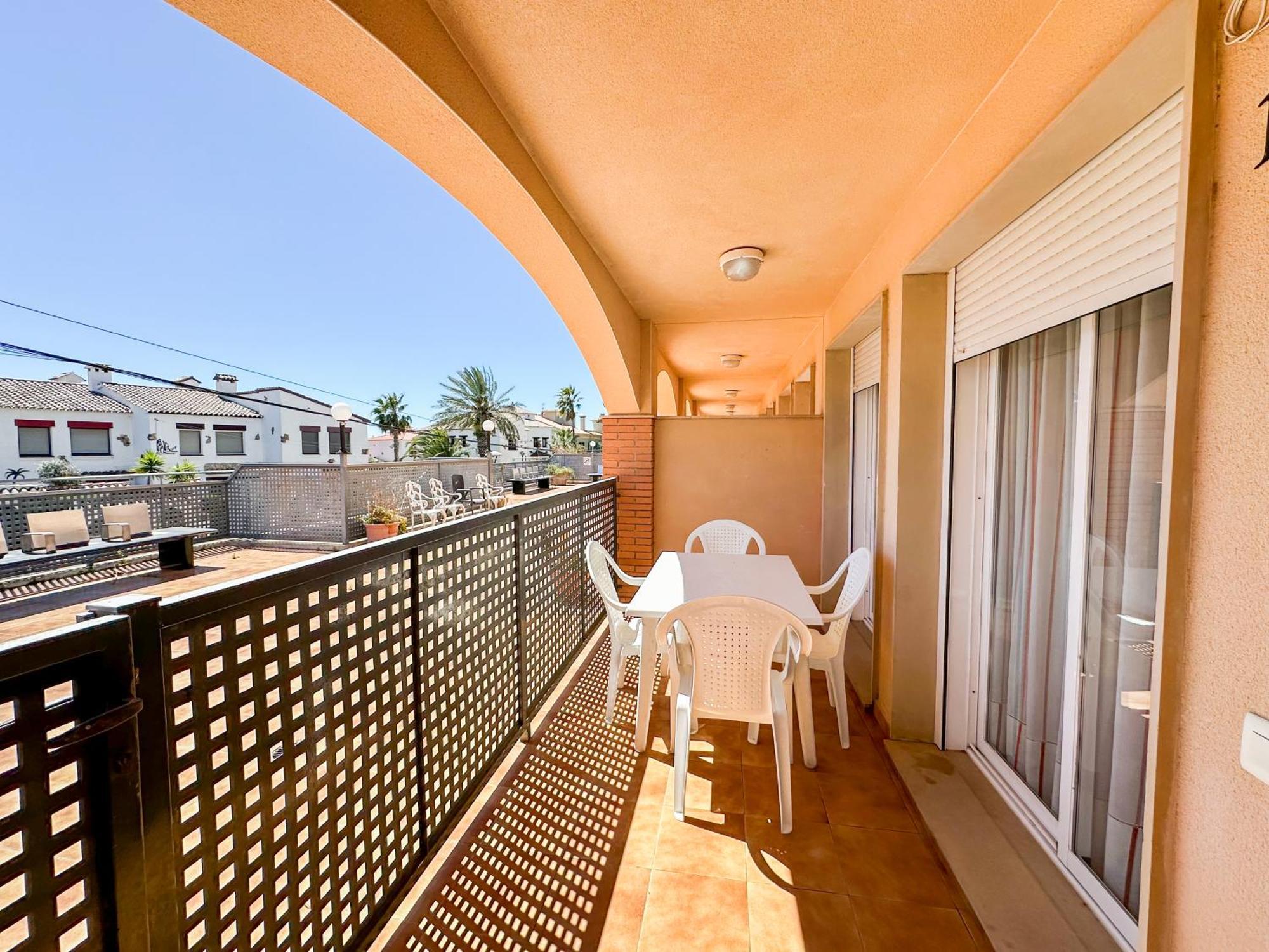 Ferienwohnung Acogedor Apartamento Cerca De La Playa Wifi Y Parking Mont-roig del Camp Zimmer foto