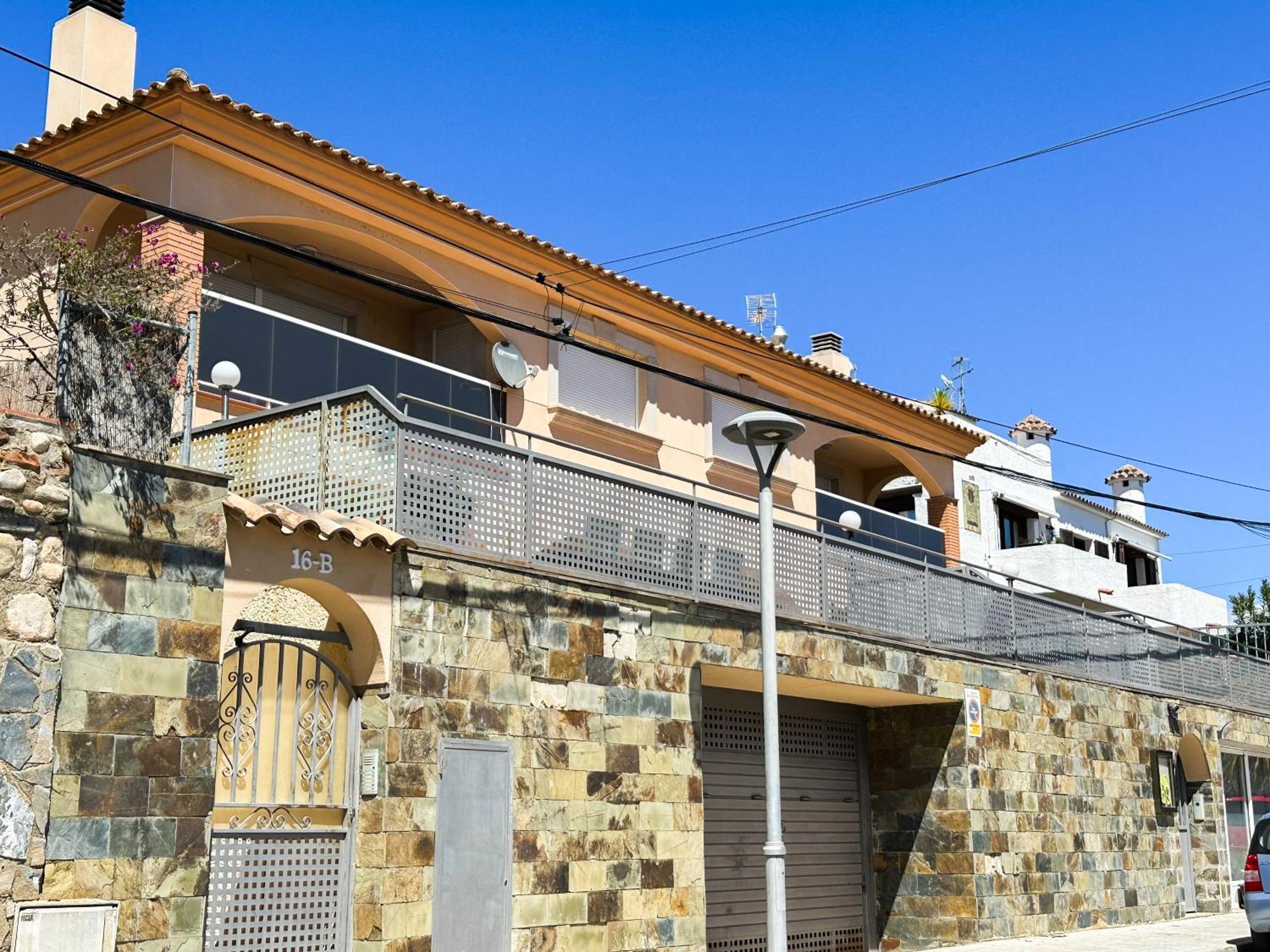 Ferienwohnung Acogedor Apartamento Cerca De La Playa Wifi Y Parking Mont-roig del Camp Exterior foto